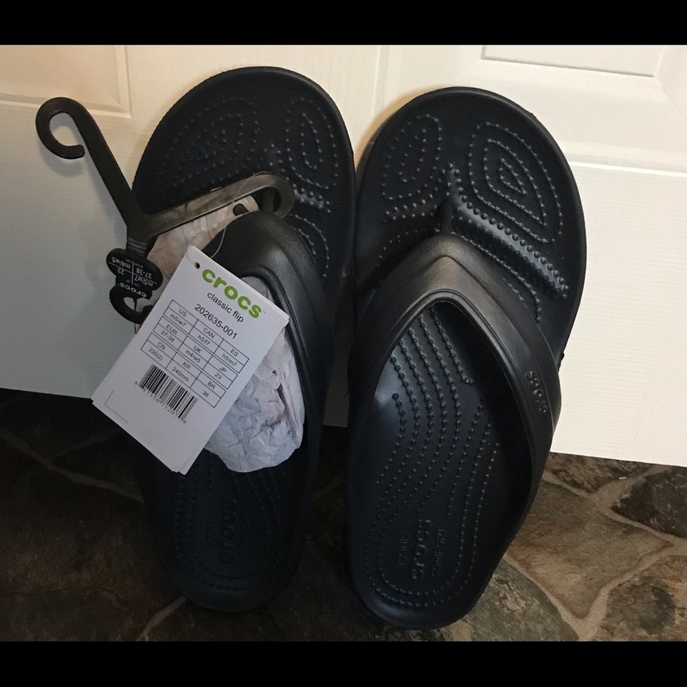 Crocs Classic Black Flip Flop W7/M5